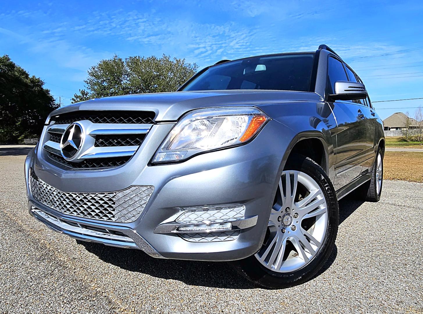 2013 Silver Mercedes-Benz GLK-Class GLK350 4MATIC (WDCGG8JB4DG) with an 3.5L V6 DOHC 24V engine, 7-Speed Automatic transmission, located at 18001 Kellogg Rd, Saucier, MS, 39574, (228) 832-1441, 39.421459, -76.641457 - Photo#20